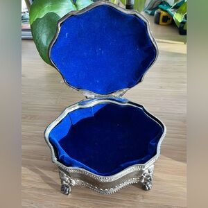 Vintage Silver Plated Hinged Trinket/Jewelry Box with Lion Head Feet